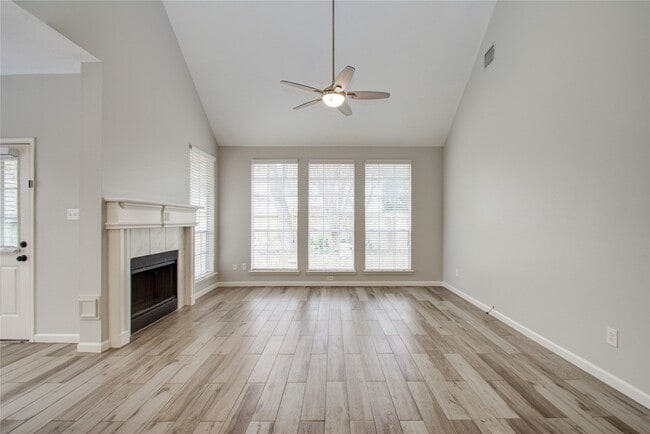 Building Photo - 24302 Schivener House Ln