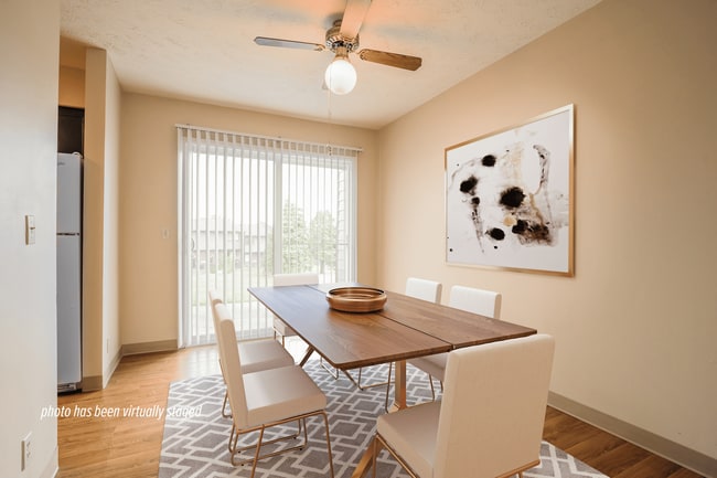 Wood-Style Vinyl Plank Flooring - Country Estates