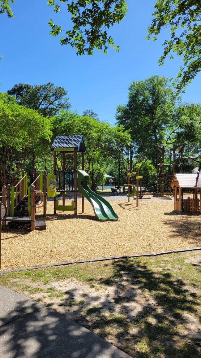 Building Photo - 158 N Whistlers Bend Cir