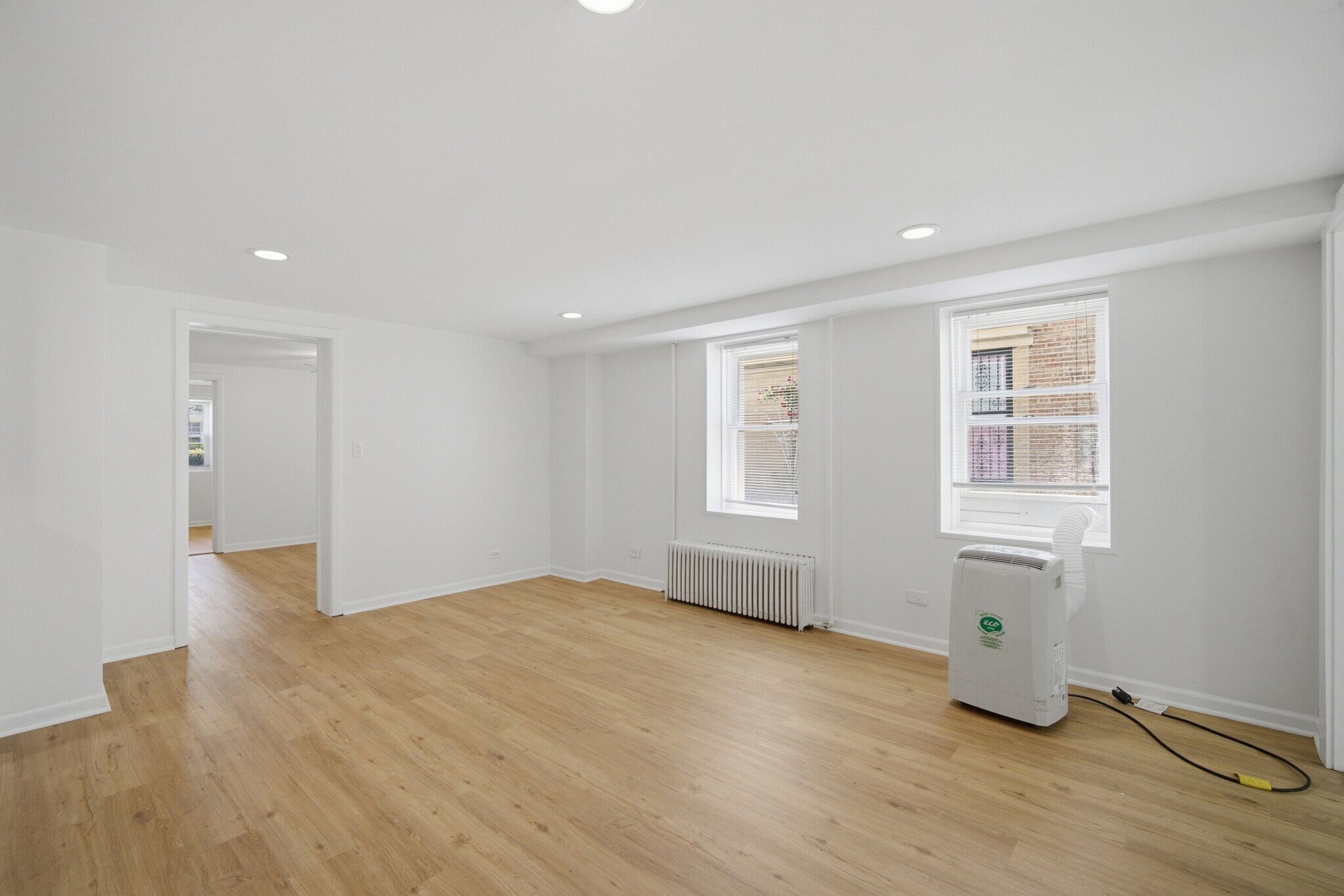 Building Photo - 7314 N Crawford Ave