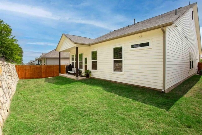 Building Photo - 185 Brooks Ranch Dr