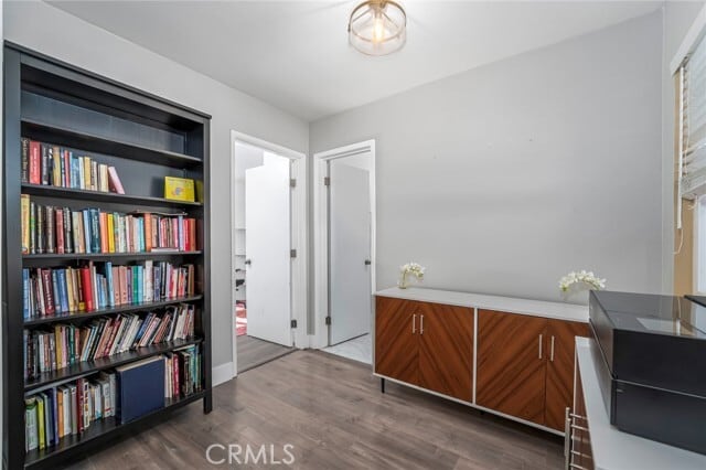 Building Photo - 23201 Vía Mirlo