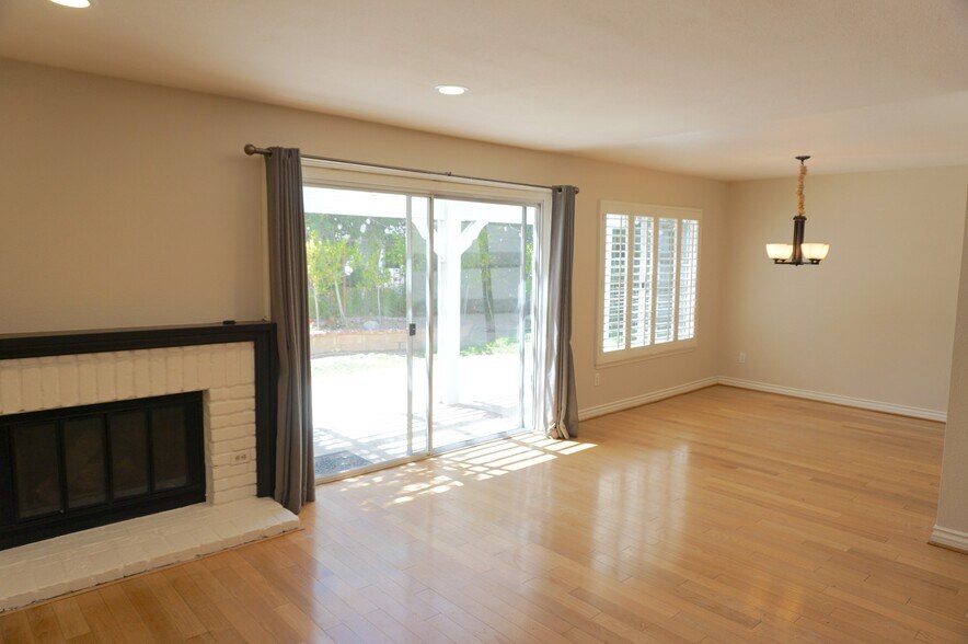 Building Photo - 12251 Turtle Ridge Pl