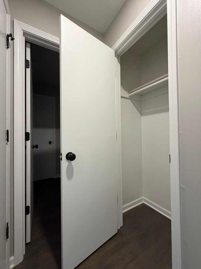 Building Photo - 11631 Garnett St