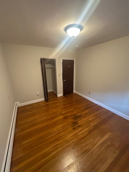 Building Photo - 63 Selkirk Rd