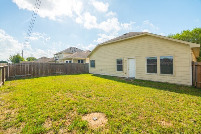 Building Photo - 6526 Bella Noche Dr