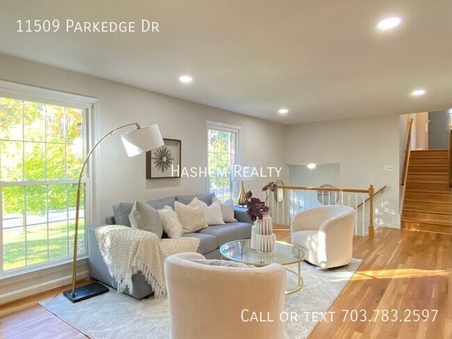 Building Photo - 11509 Parkedge Dr