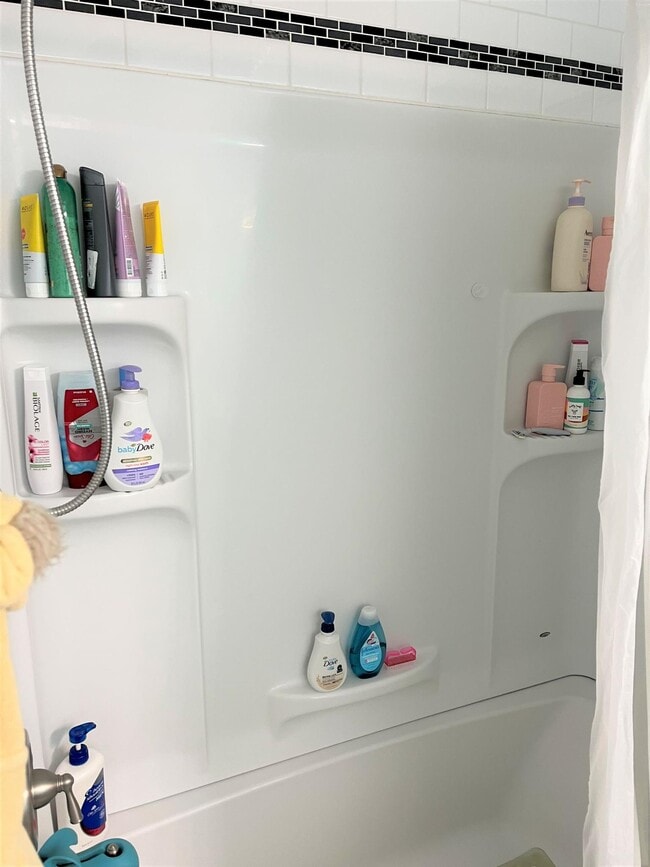 Building Photo - 34 Skehan St