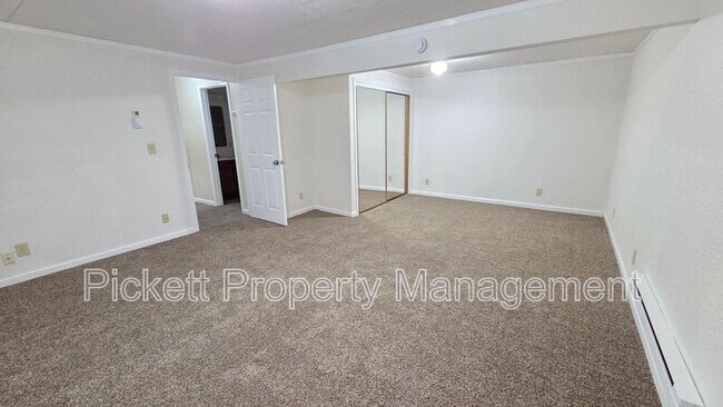 Building Photo - 8995 Hoot Ridge Ln NW