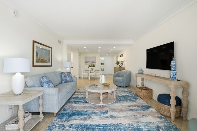 Building Photo - 3443 Gulf Shore Blvd N