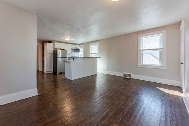 Building Photo - 5515 Bridge Ave