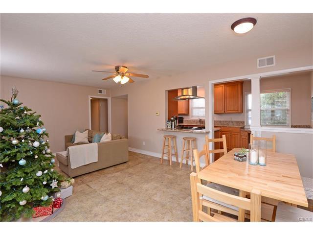 Building Photo - 1535 E Everett Pl