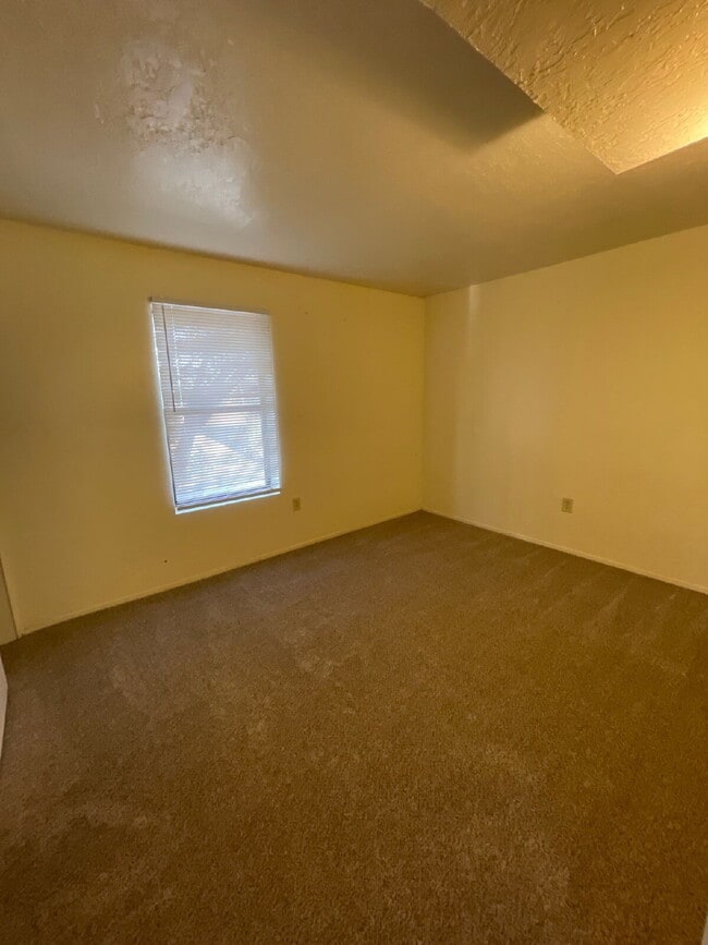 Building Photo - 420 Tennessee St NE