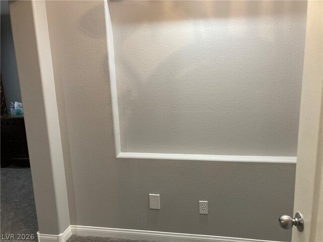 Building Photo - 7020 N Albatross Attic St