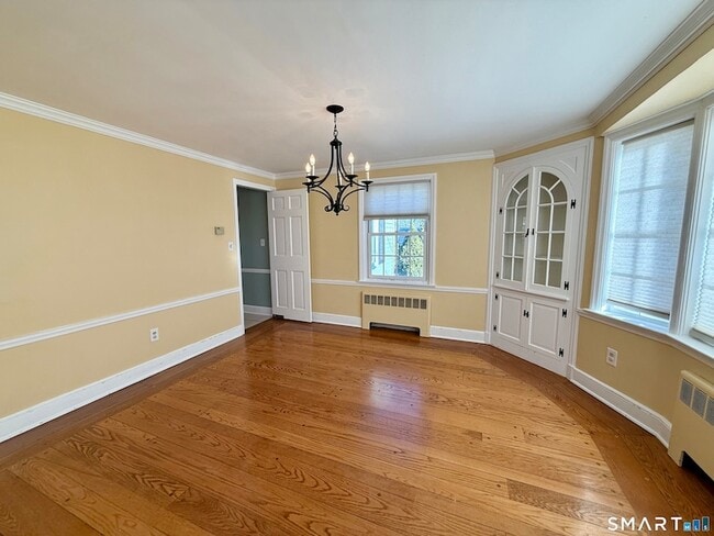 Building Photo - 16 Killian Ave