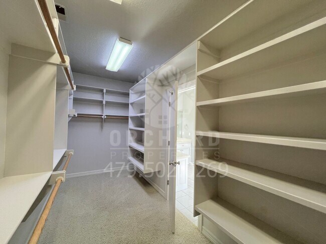 Building Photo - Single Family Home | Tontitown, AR | Stunning Home with Separate Shop