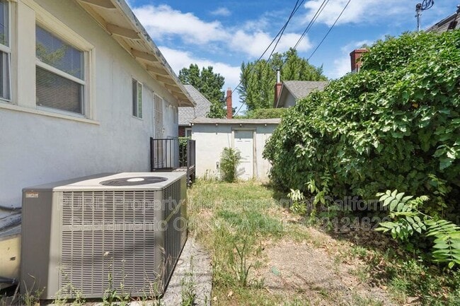Building Photo - 2105 23rd St