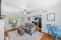 Building Photo - 2760 N Chadwick Dr