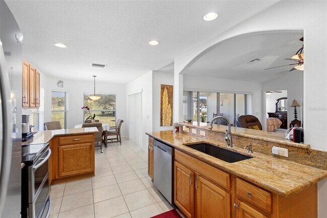 Building Photo - 15581 SW 11th Terrace Rd