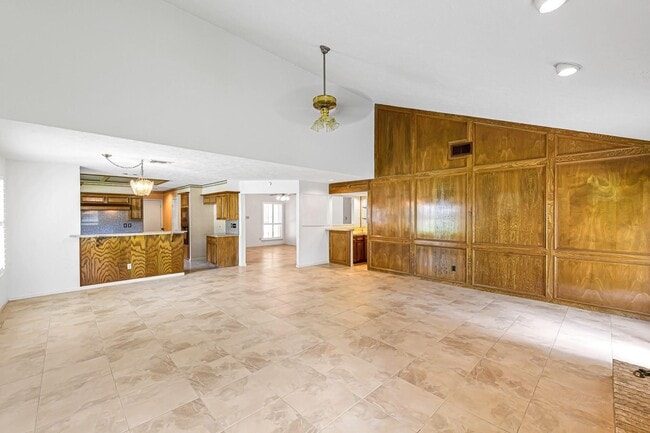 Building Photo - 3647 Marywood Dr