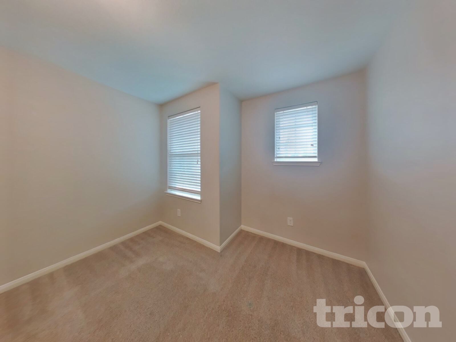 Building Photo - 17142 Common Point Dr