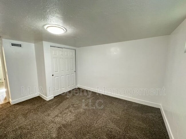 Building Photo - 1804 S 1800 E