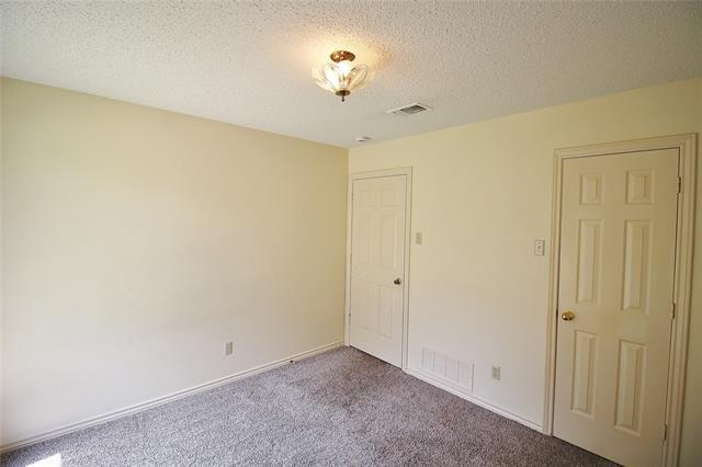 Building Photo - 1327 High Ridge Dr