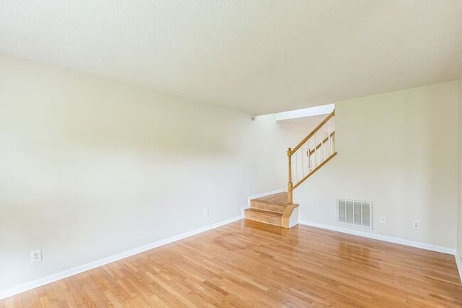 Building Photo - 20860 Ark Ct
