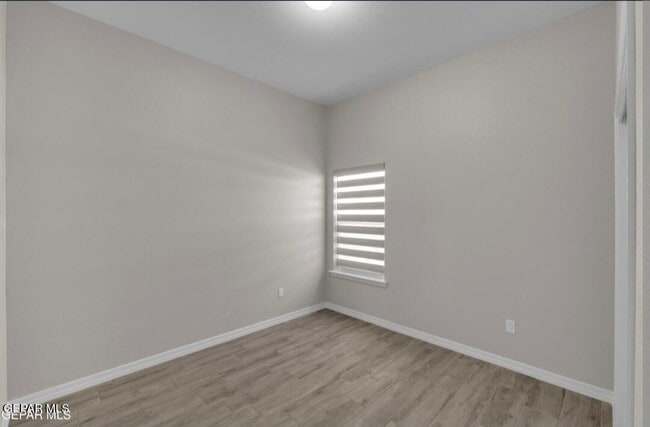Building Photo - 13729 Lago Vista Ave