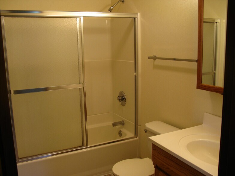 Building Photo - 2229 Hawthorne St