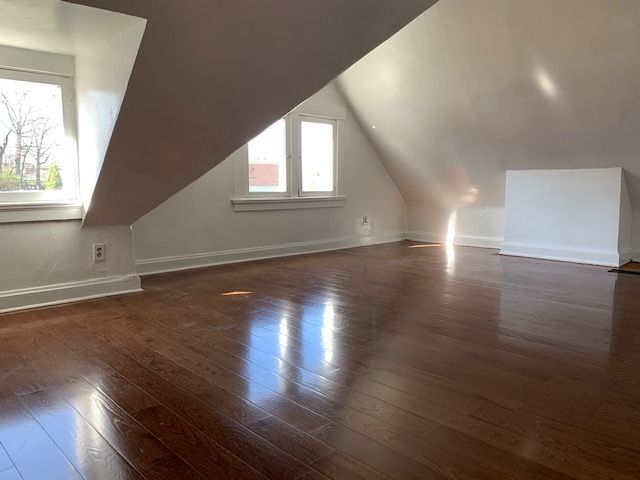 Building Photo - 3042 Gilbert Ave