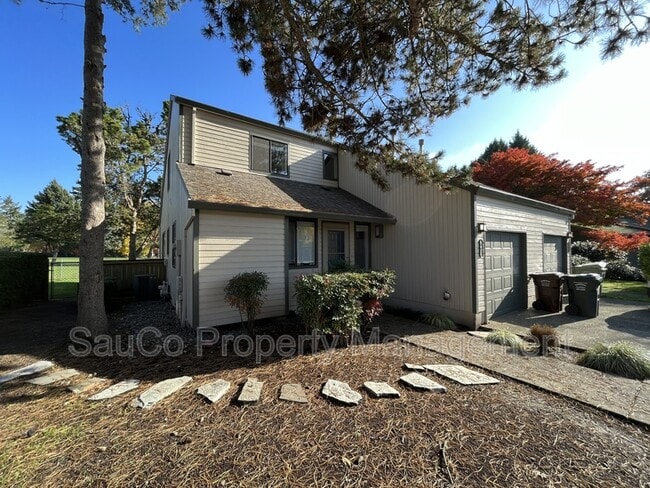 Building Photo - 20635 NW Lapine Way