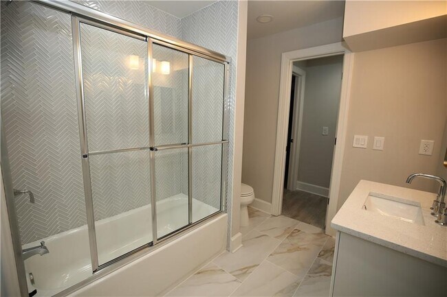 Building Photo - 957 Briarcliff Rd NE