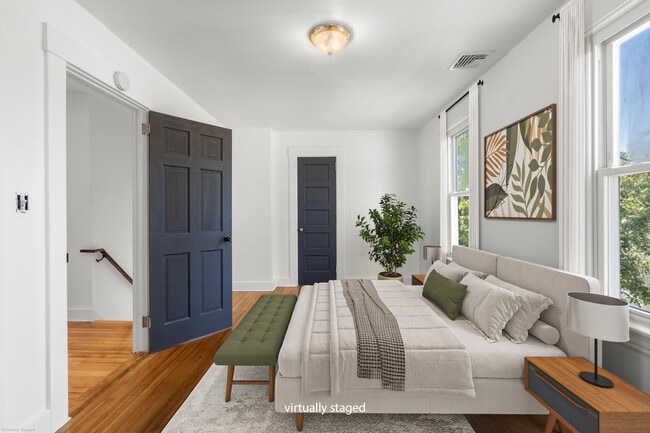 Building Photo - 22 Sycamore Ln