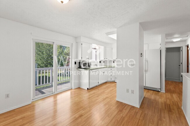 Building Photo - 4128 E 34th Ave