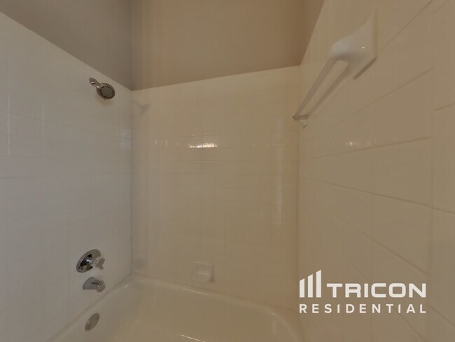Building Photo - 8128 Mt Shasta Cir