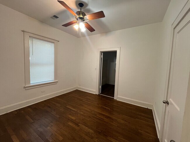 Building Photo - 3 Bedrooms, 2 Bathrooms - Home in North Rome!