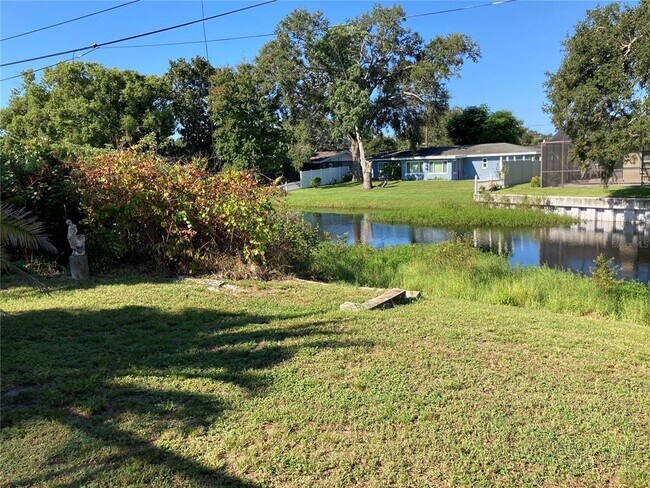 Building Photo - 1194 Porter Dr