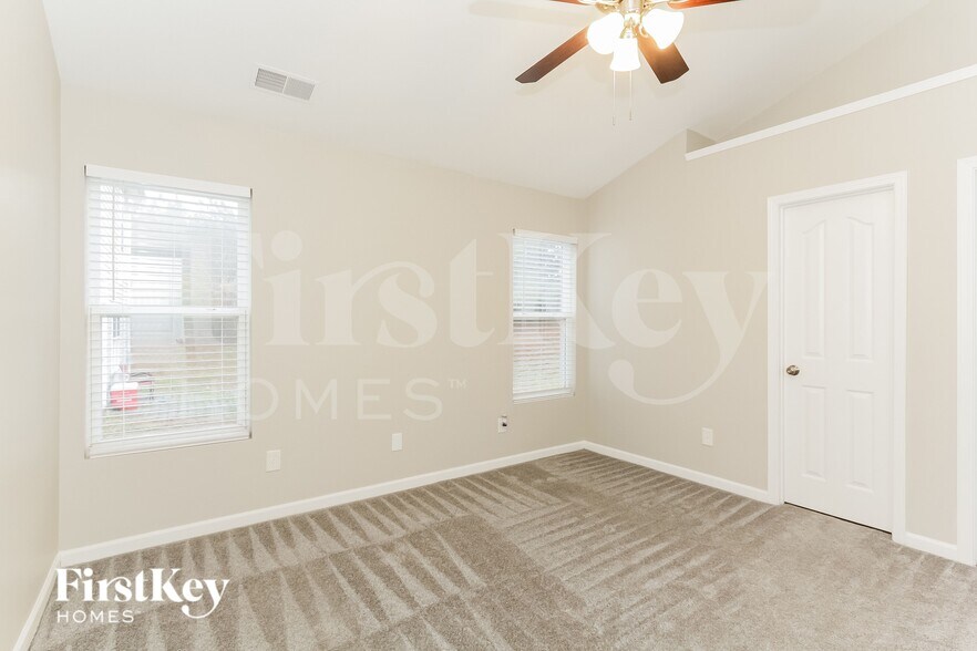 Building Photo - 7307 Woodbourne Ln