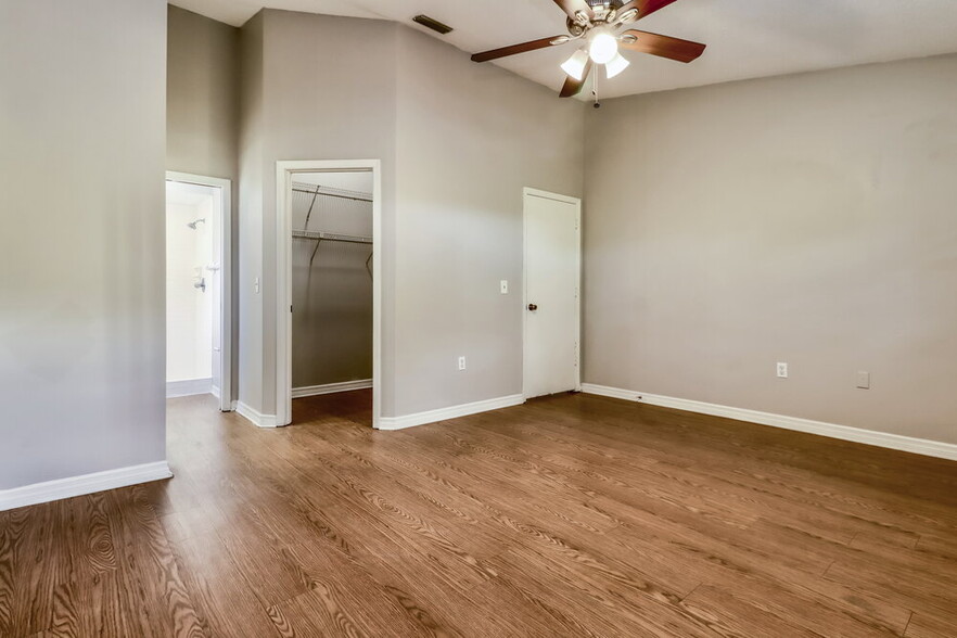 Building Photo - 8030 Gabriel Dr