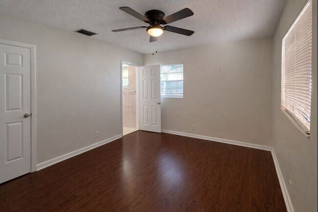 Building Photo - North 66th Avenue, Hollywood, FL 33024 - 3 BR 2 BA single-family home