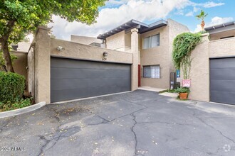 Building Photo - 629 E Manzanita Dr