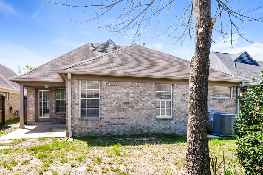Building Photo - 9908 Tremont Dr