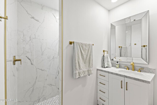 Building Photo - 40199 N 105th Pl