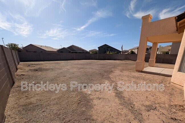 Building Photo - 3393 E Wyatt Way