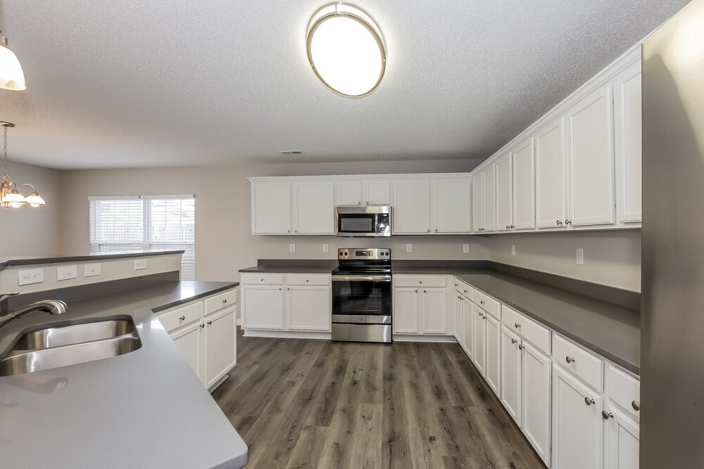 Building Photo - 4235 Everest Dr
