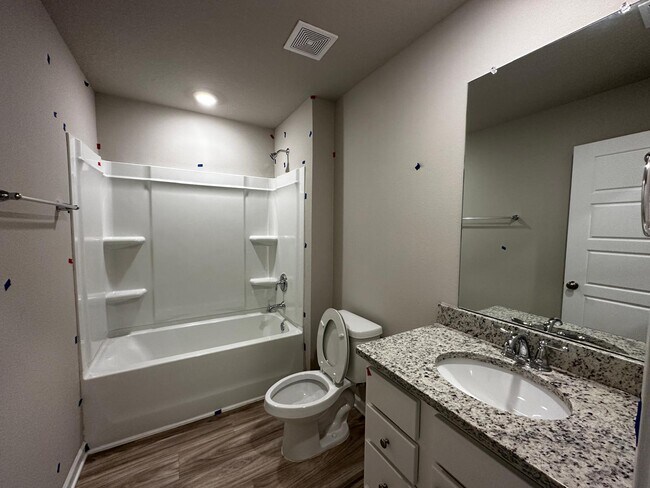 Building Photo - 2551 Arbordale Lp