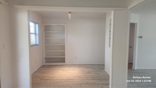 Building Photo - 3 bedroom 2 bath Ormond beach