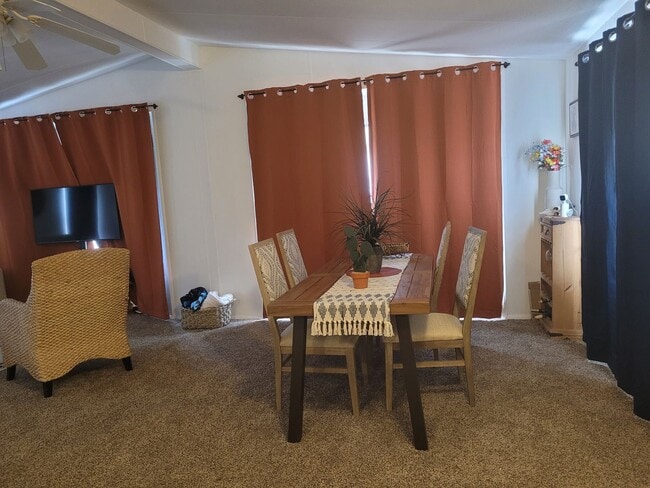 Building Photo - 1486 Plata Dr