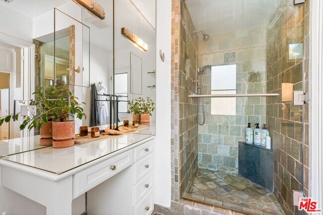 Building Photo - 4247 Sespe Ave